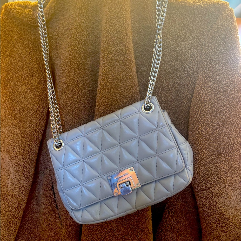 Michael Kors Vivianne Pearl Grey Leather w/Adjustable Chain Strap